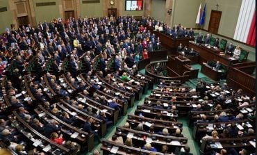 W obronie dobrego imienia św. Jana Pawła II. Polski Sejm podzielony