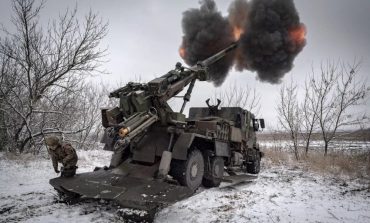 Ukrainie kończy się amunicja. EU wydatkuje dodatkowe środki na szybkie uruchomienie produkcji i dostaw pocisków do haubic