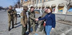Pickupy dla walczącej Ukrainy od Fundacji Wolność i Demokracja