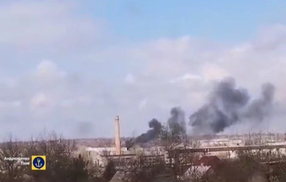 Ukraińcy spektakularnie puścili z dymem skład amunicji wroga w Donbasie (WIDEO)