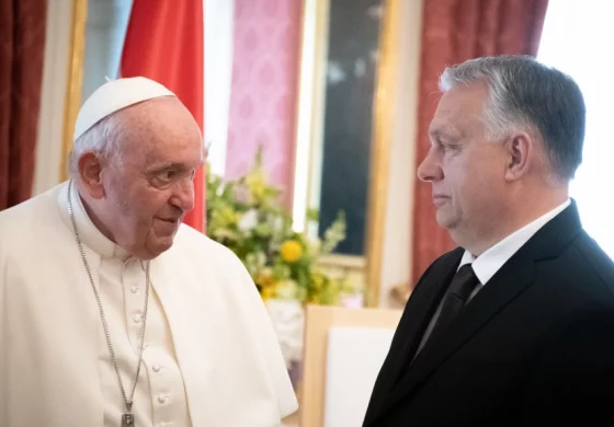 Papież Franciszek na Węgrzech: Dzisiaj modlił się za „cierpiące narody – ukraiński i rosyjski”
