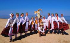 Sukces zespołów ludowych z Wileńszczyzny na festiwalu na Łotwie