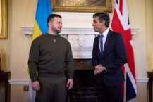 Niespodzianka. Po Storm Shadow Londyn przekazuje Ukraińcom setki dronów szturmowych dalekiego zasięgu. Zełenski na Wyspach Niespodzianka. Po Storm Shadow Londyn przekazuje Ukraińcom setki dronów szturmowych dalekiego zasięgu. Zełenski na Wyspach
