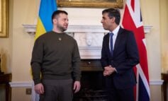 Niespodzianka. Po Storm Shadow Londyn przekazuje Ukraińcom setki dronów szturmowych dalekiego zasięgu. Zełenski na Wyspach