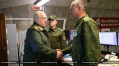 Ukraina alarmuje i wzywa Łukaszenkę, by nie popełnił tragicznego w skutkach błędu. Białoruś gromadzi wojska pod granicą