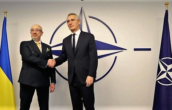 „Ukraina znacznie bliżej NATO” – ocenia sekretarz generalny Sojuszu Stoltenberg