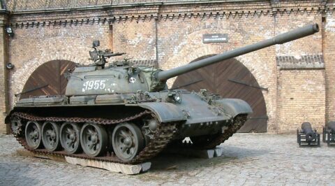 Czołg T-55 jako eksponat w Muzeum Uzbrojenia w Poznaniu…