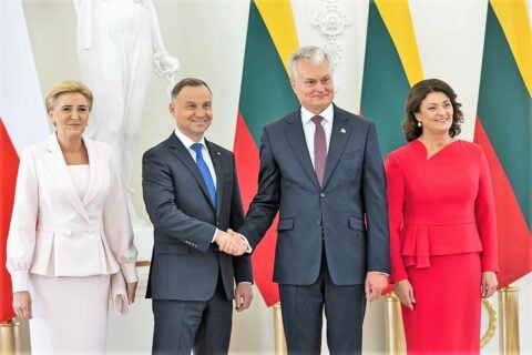 Prezydent RP Andrzej Duda wraz z małżonką Agatą Kornhauser-Dudą oraz prezydent Litwy Gitanas Nausėda wraz z małżonką Dianą Nausėdienė, Wilno, 5 lipca 2023 r.