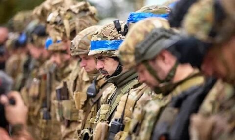 Ukraińscy żołnierze w szyku