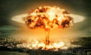 Miedwiediew ponownie straszy użyciem przez Rosję broni jądrowej