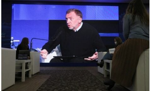 Jeden z najbogatszych Rosjan wieszczy: Zostaniemy w jaskini!