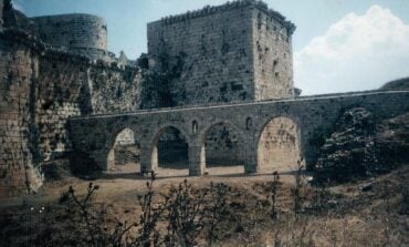 Zniszczone  historyczne zabytki – skarby  Syrii (IV)