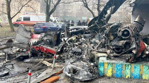 Miejsce katastrofy śmigłowca w Browarach pod Kijowem, 18 stycznia 2023 r.