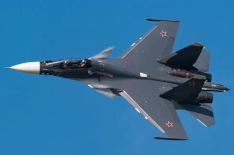 Rosyjski wielozadaniowy samolot bojowy Su-30SM