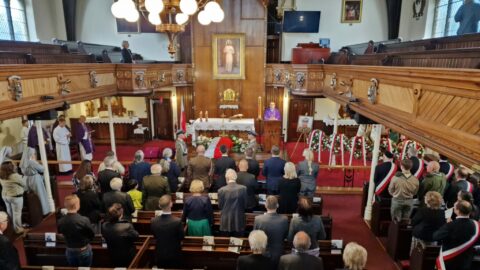 Uroczystości pożegnania generała Ludwika Kmicica-Skrzyńskiego w Kościele Miłosierdzia Bożego w Manchesterze, 22 sierpnia 2023 r.