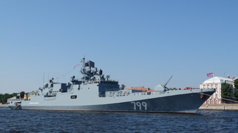Kolorowe zdjęcie rosyjskiego okrętu