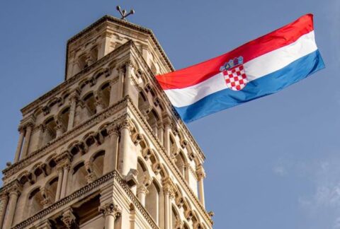 Kolorowa fotografia flagi Chorwackiej