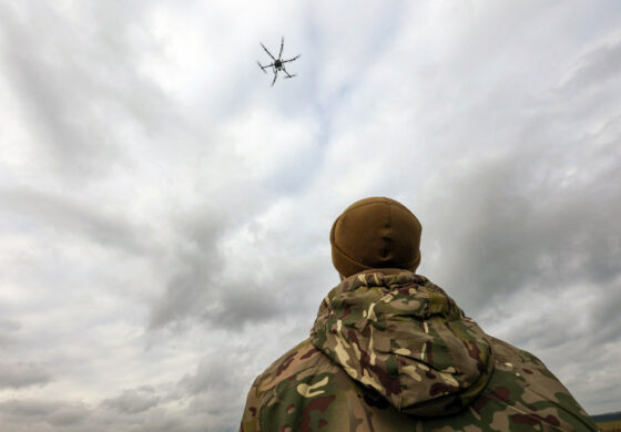 Wojna na Ukrainie powodem ograniczenia eksportu cywilnych dronów przez Chiny