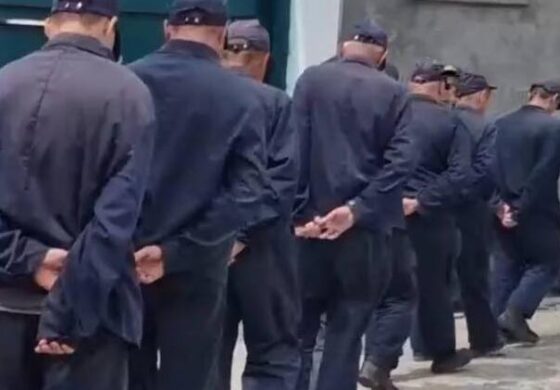 Rosyjscy jeńcy „żyją w swoim świecie”