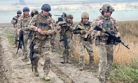 Grupa ukraińskich żołnierzy