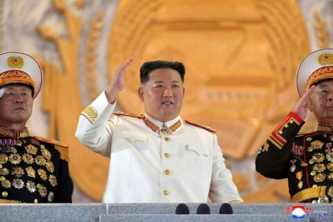 Przywódca Korei Północnej Kim Dzong Un w Pjongjangu, sierpień 2023 r. Fot. KCNA
