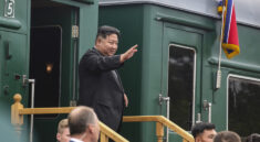 Kim Dzong Un zakończył wizytę w Rosji; Korea Północna otworzy przedstawicielstwa dyplomatyczne w Doniecku i Ługańsku… Kim Dzong Un zakończył wizytę w Rosji; Korea Północna otworzy przedstawicielstwa dyplomatyczne w Doniecku i Ługańsku…