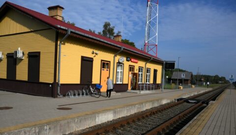 Stacja kolejowa w Bezdanach nieopodal Wilna Fot. Waldemar Dowejko