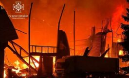 Lwów: Pożary gaszą do tej pory. Konsekwencje barbarzyńskiego ataku (WIDEO)
