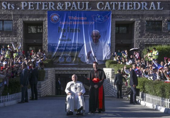 Papież Franciszek przebywa w Mongolii