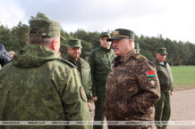 Łukaszenka pod Polską granicą, na inspekcji „linii Chrenina”