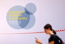 Szczyt w Grenadzie: jak zmieniać Unię Europejską, by nie sparaliżowało jej rozszerzenie o Ukrainę?