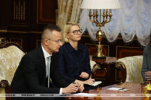 Łukaszenka w obecności węgierskiego ministra i zdobył się na szczerość o wojnie Putina: „Nam ona niepotrzebna”