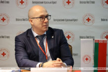 Czerwony Krzyż żąda dymisji prezesa białoruskiego oddziału. Działa ręka w rękę z Łukaszenką