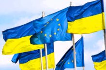 Komisja Europejska rekomenduje rozpoczęcie negocjacji akcesyjnych z Ukrainą, jednak po wypełnieniu czterech zaleceń