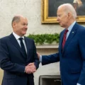 Olaf Scholz i Joe Biden
