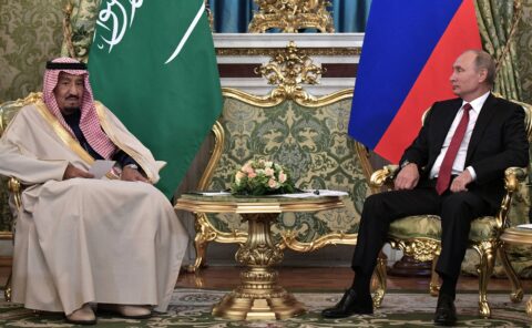 Król Arabii Saudyjskiej i Strażnik Dwóch Świątyń Salman ibn Abd al-Aziz Al Su’ud i prezydent Federacji Rosyjskiej Władimir Putin na Kremlu Fot. Kremlin.ru