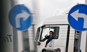 Częściowo wznowiono przejazd ciężarówek z Ukrainy na Słowację