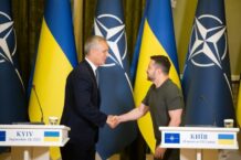 Stoltenberg: NATO będzie wspierało Ukrainę, mimo sprzeciwu kilku członków