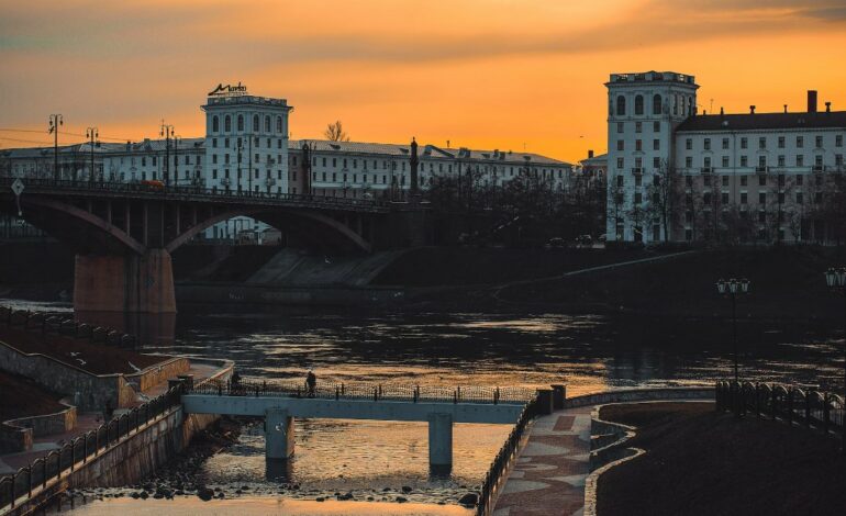 Bruksela dociśnie Łukaszenkę