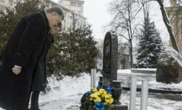 Bez komentarza! Skandaliczna decyzja władz Kijowa: Kazały usunąć upamiętnienie pierwszego Białorusina poległego za Ukrainę