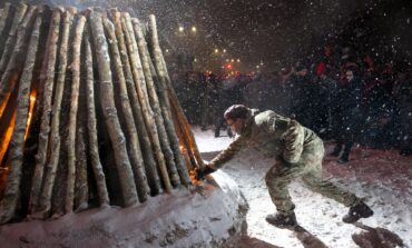 W Wilnie ogniska pamięci ofiar sowieckiej agresji 13 stycznia 1991 roku