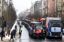 Rolnicy protestują! Ponad tysiąc traktorów w centrum Wilna