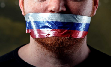 Pisarz Boris Akunin uznany w Rosji za "agenta zagranicznego"