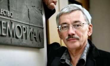 Rosja: współtwórca zlikwidowanego Memoriału uznany za „zagranicznego agenta”