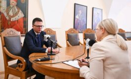 Marszałek "szczerze" dla radia Znad Willi: Musimy rozwiązać problemy mniejszości polskiej