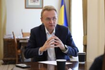 Mer Lwowa przeprasza za atak na polskich rolników, ale sugeruje działania rosyjskich specsłużb