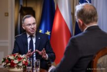 „Bije dzwon ostrzeżenia”. Prezydent w CNBC wezwał kraje NATO do zwiększania wydatków na obronę