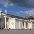 Katedra wileńska, czyli bazylika archikatedralna św. Stanisława i św. Władysława w Wilnie Fot. Wikipedia – domena publiczna