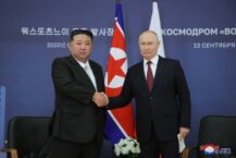 Wizyta Putina w KRLD to przejaw desperacji niż zacieśniania relacji