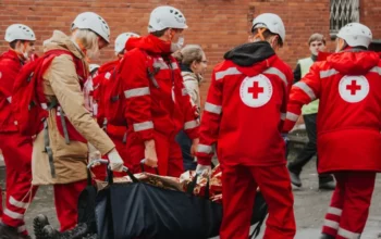 Rosyjski Czerwony Krzyż militaryzuje ukraińskie dzieci za pieniądze organizacji międzynarodowych